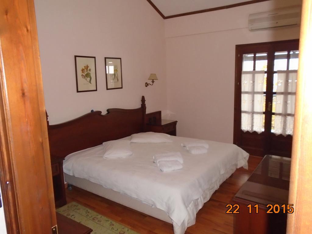 Hotel Aglaida Apartments Tsagaráda Eksteriør bilde